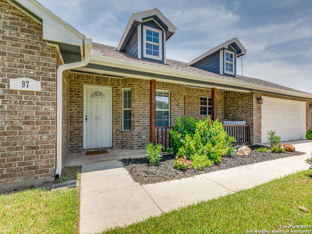 Floresville, TX 78114,97 Windcrest