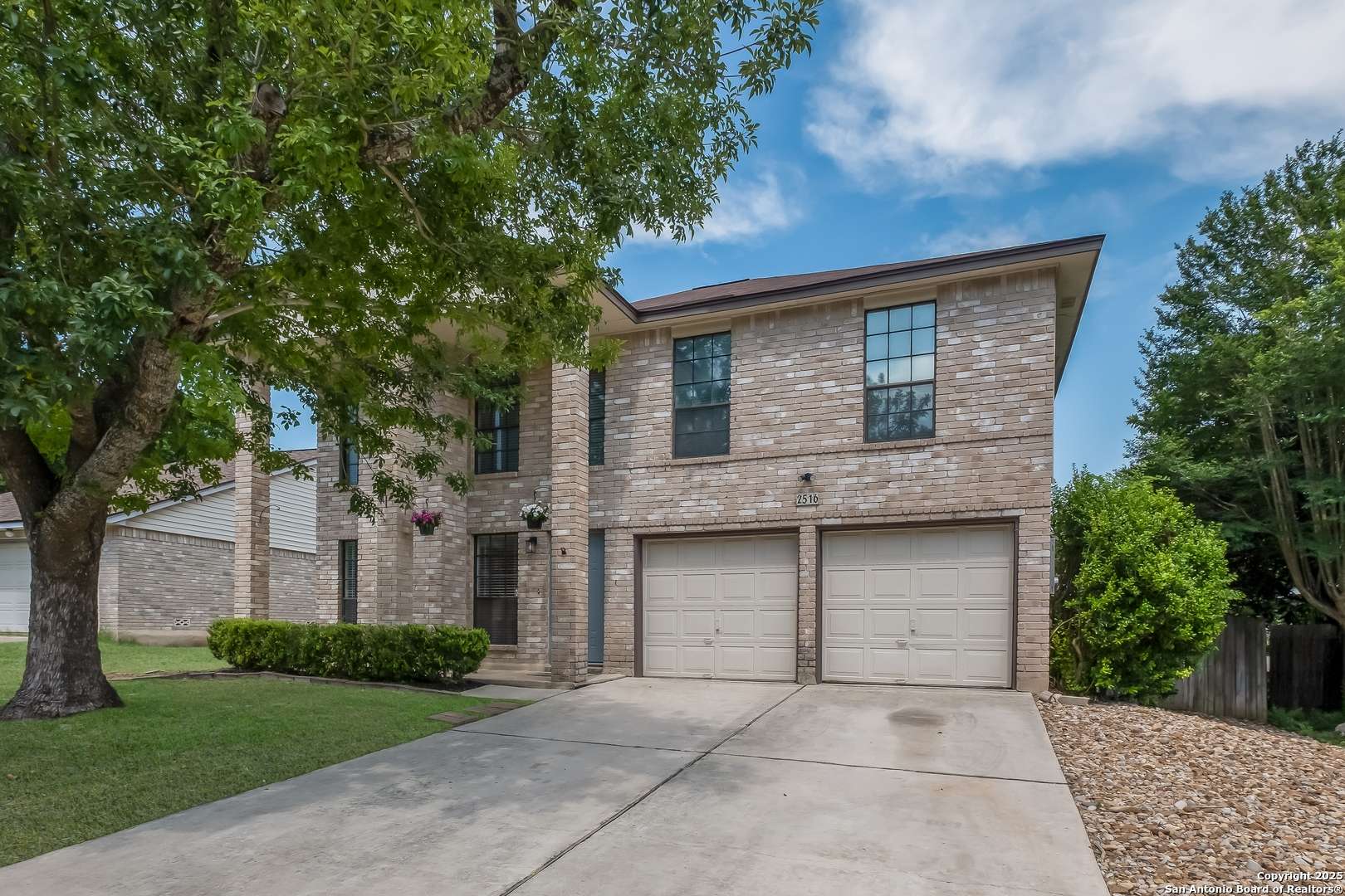 Schertz, TX 78154,2516 Hidden Grove