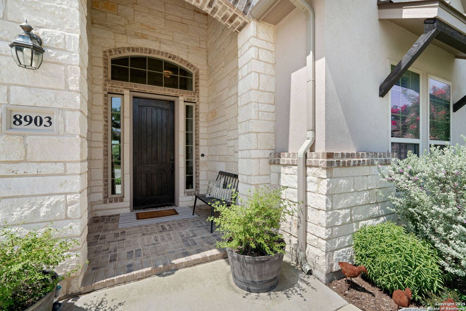 Boerne, TX 78015,8903 Gate Pass