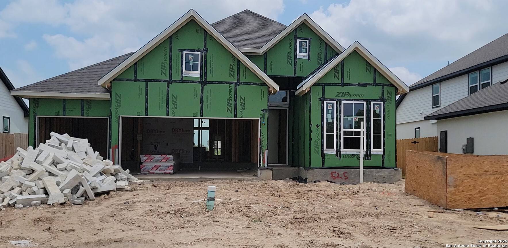 Seguin, TX 78155,525 Canyon Live Oak