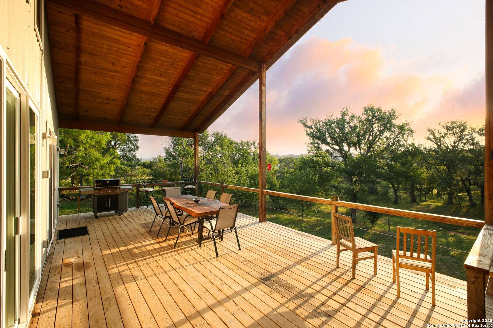 Spicewood, TX 78669,797 Glendale RD