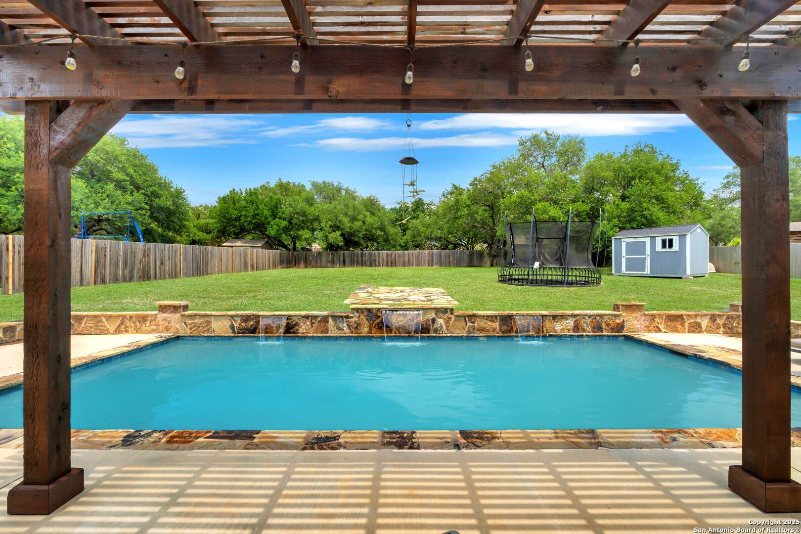 Boerne, TX 78006,28906 Balcones Crk