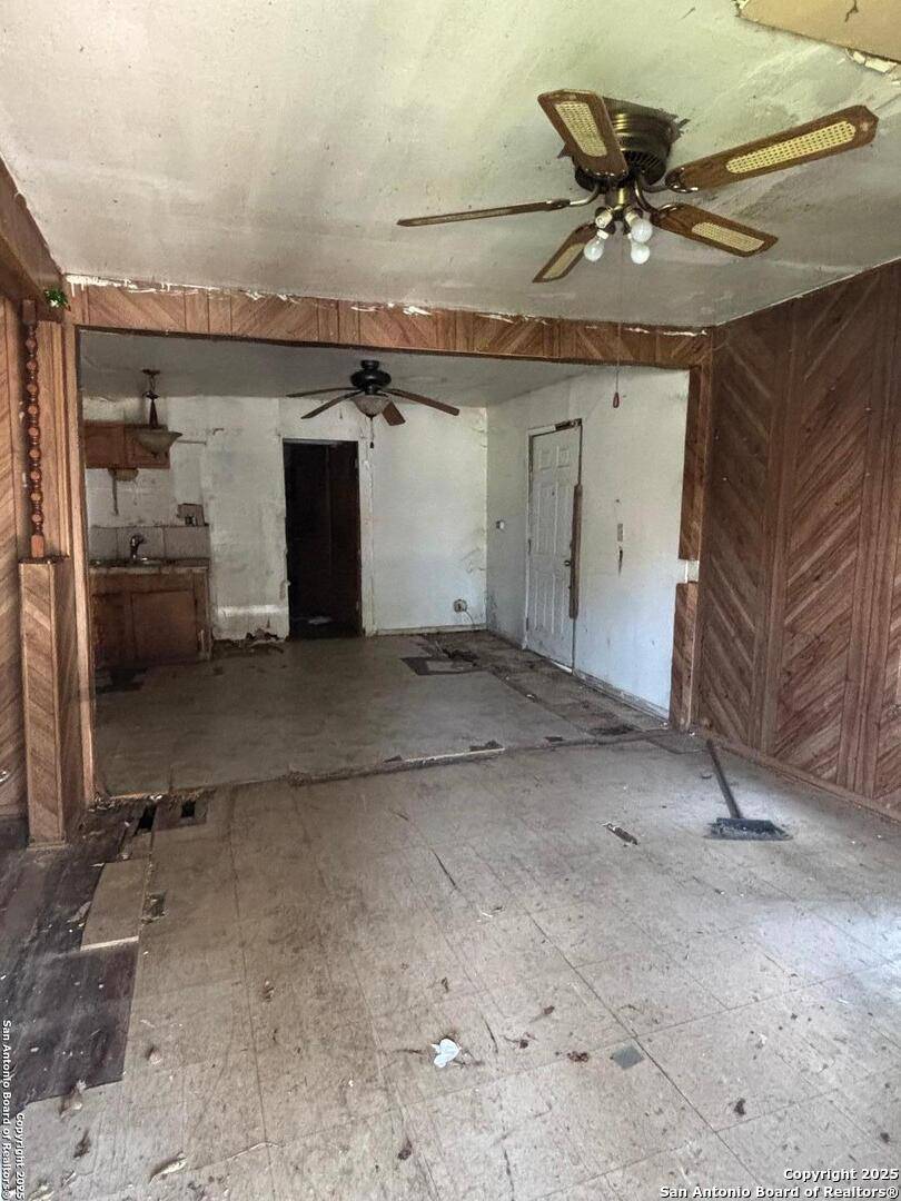 San Antonio, TX 78207,2918 Vera Cruz