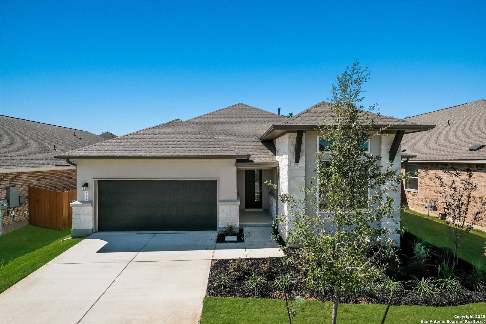 New Braunfels, TX 78132,1863 Front Porch