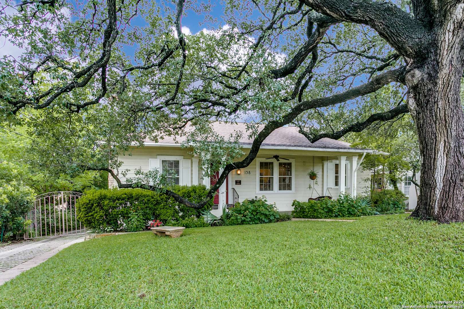 San Antonio, TX 78212,158 Laurel Heights