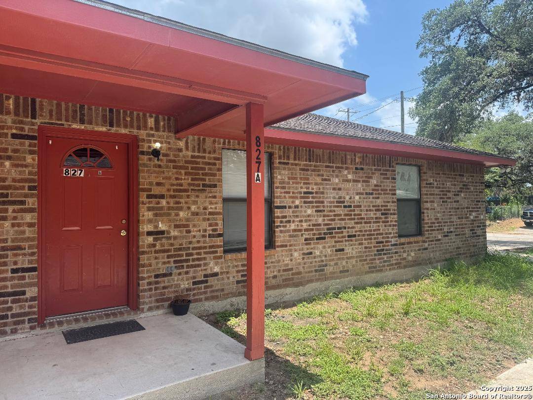 Pleasanton, TX 78064,827 Dallas UNIT A