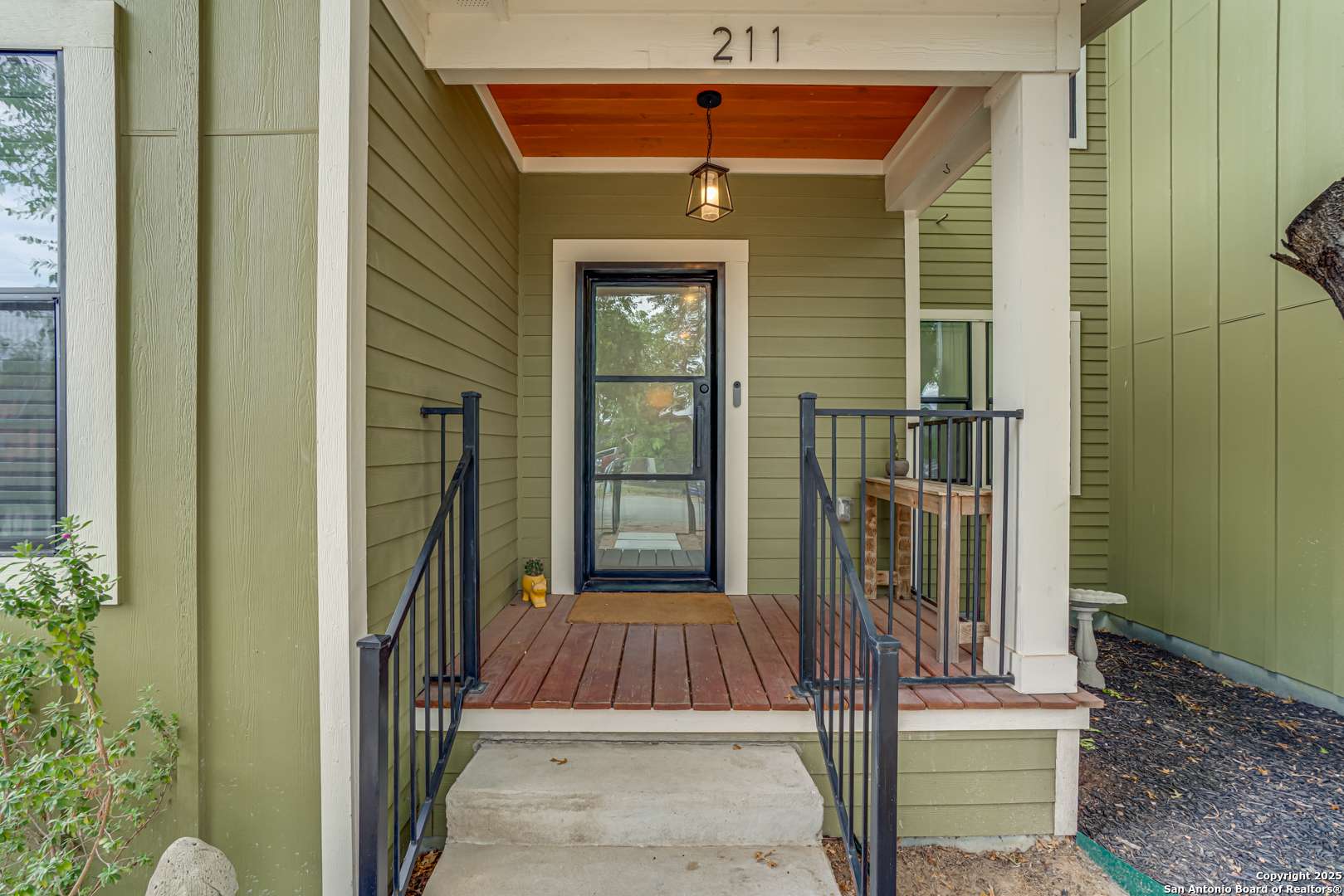 San Antonio, TX 78202,211 Gibson Street