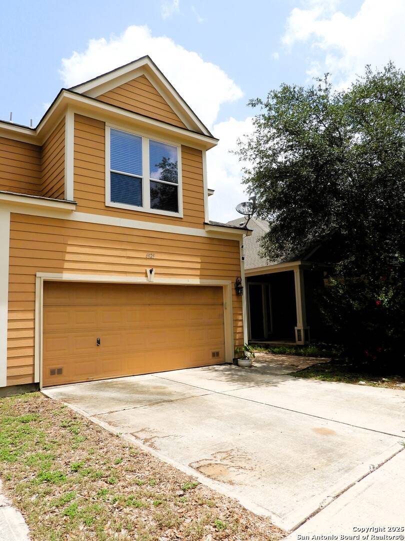 San Antonio, TX 78240,6925 Terra Rye