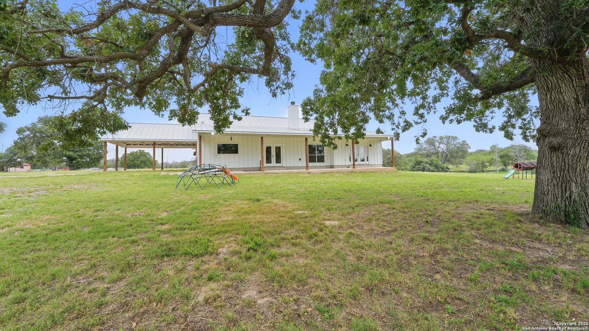Sutherland Springs, TX 78161,108 Santa Gertrudis