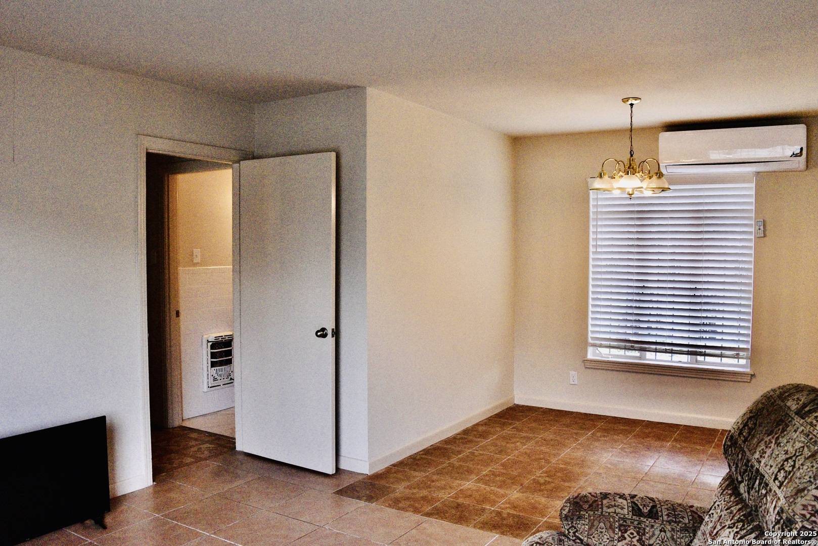San Antonio, TX 78226,250 Emerson