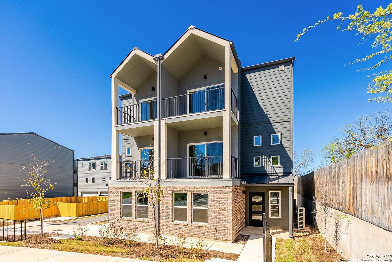 San Antonio, TX 78209,419 Ira Avenue UNIT 2101