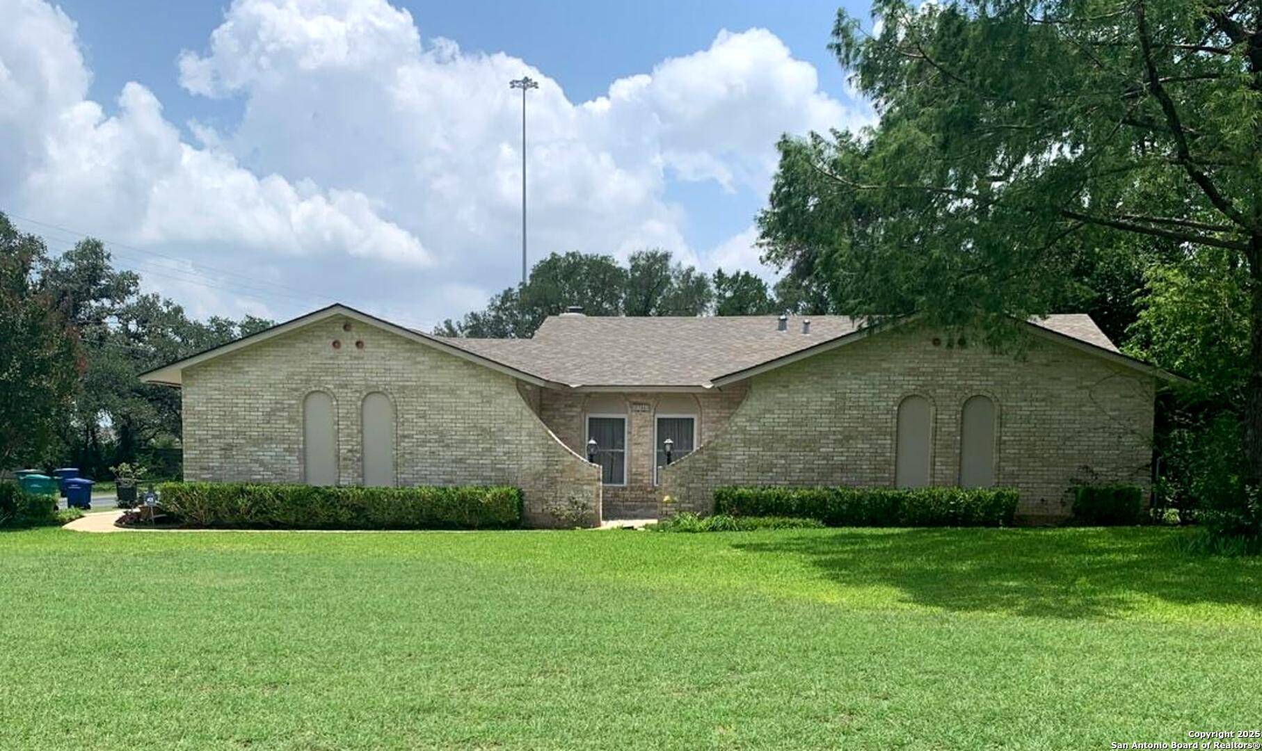 San Antonio, TX 78255,7706 Green Glen