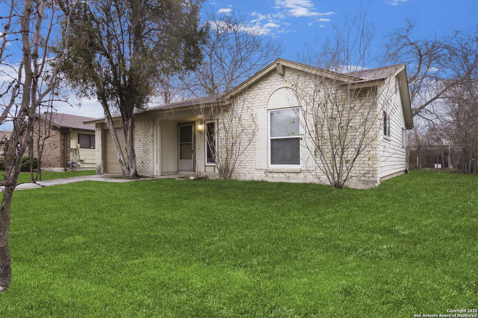 San Antonio, TX 78218,5811 Thornwood