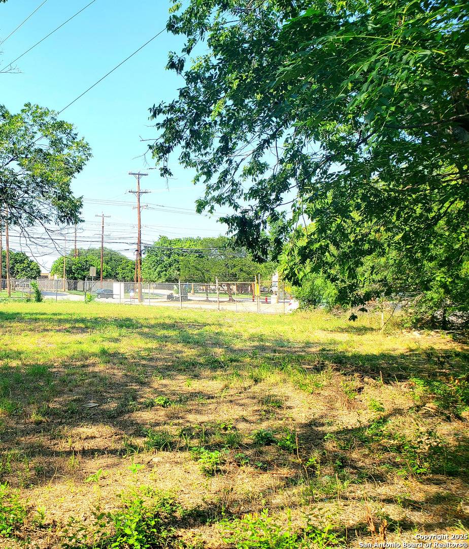 San Antonio, TX 78220,4846E Houston