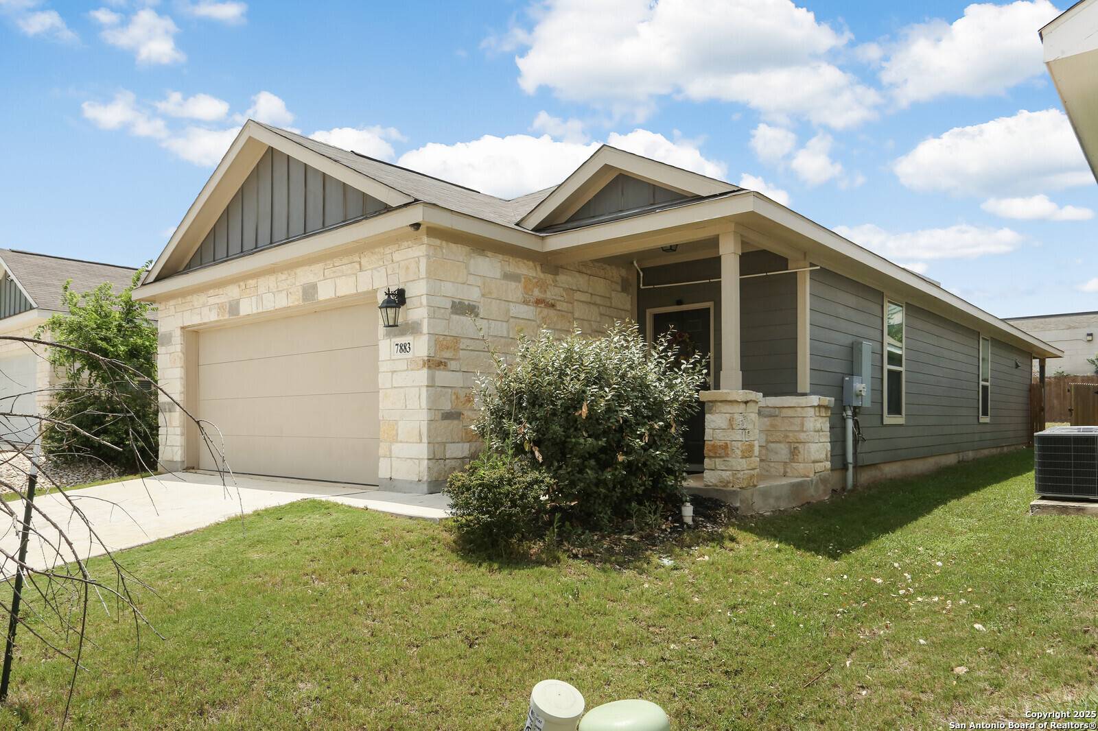 San Antonio, TX 78218,7883 Abbey