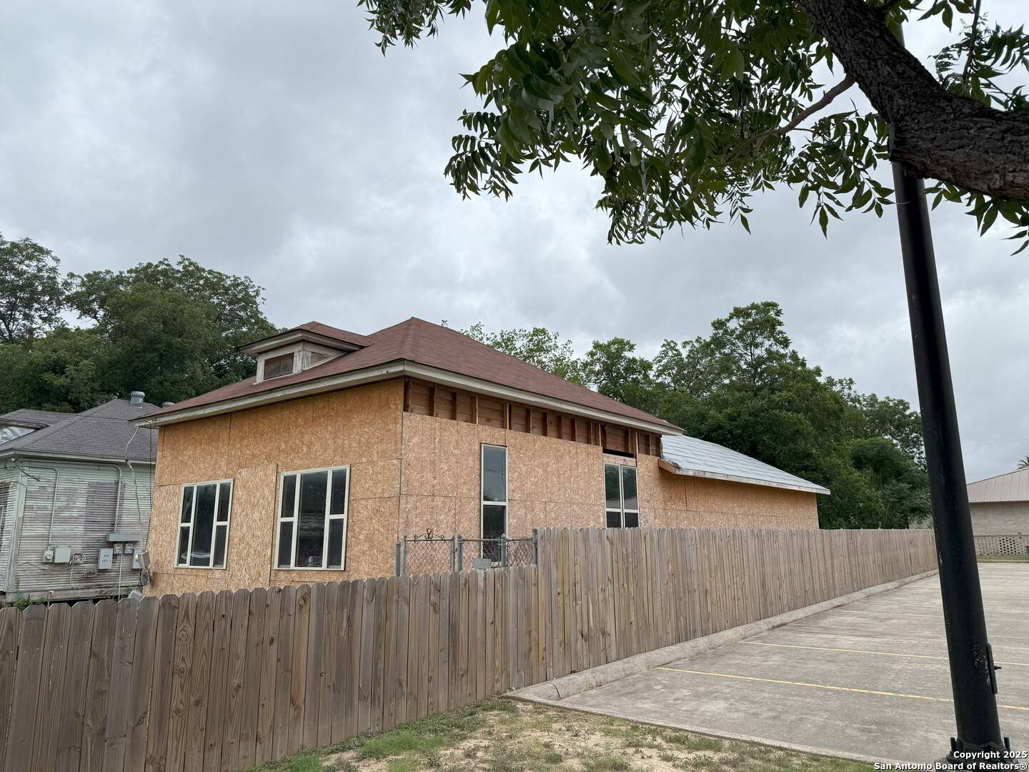 San Antonio, TX 78203,609 Polaris