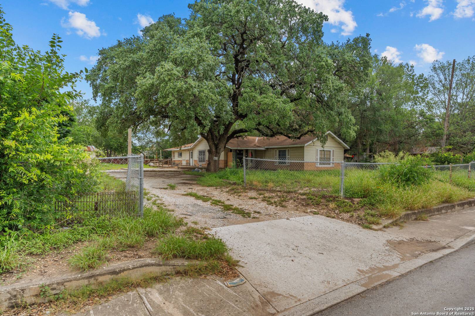 San Antonio, TX 78211,3119 Pitluk