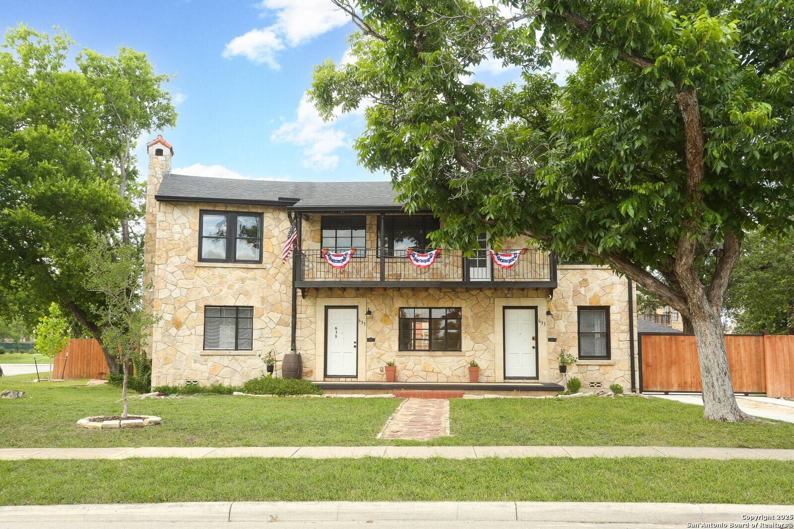 San Antonio, TX 78201,1002 Kampmann Blvd.