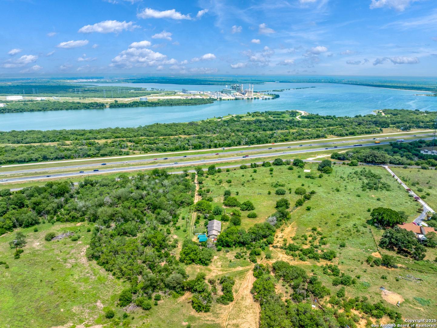 Elmendorf, TX 78112,16183 Interstate 37