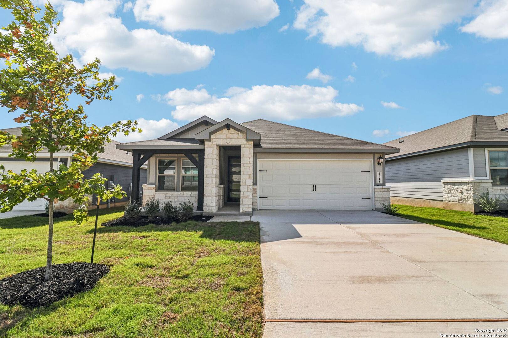 Converse, TX 78109,2918 Clemente Way