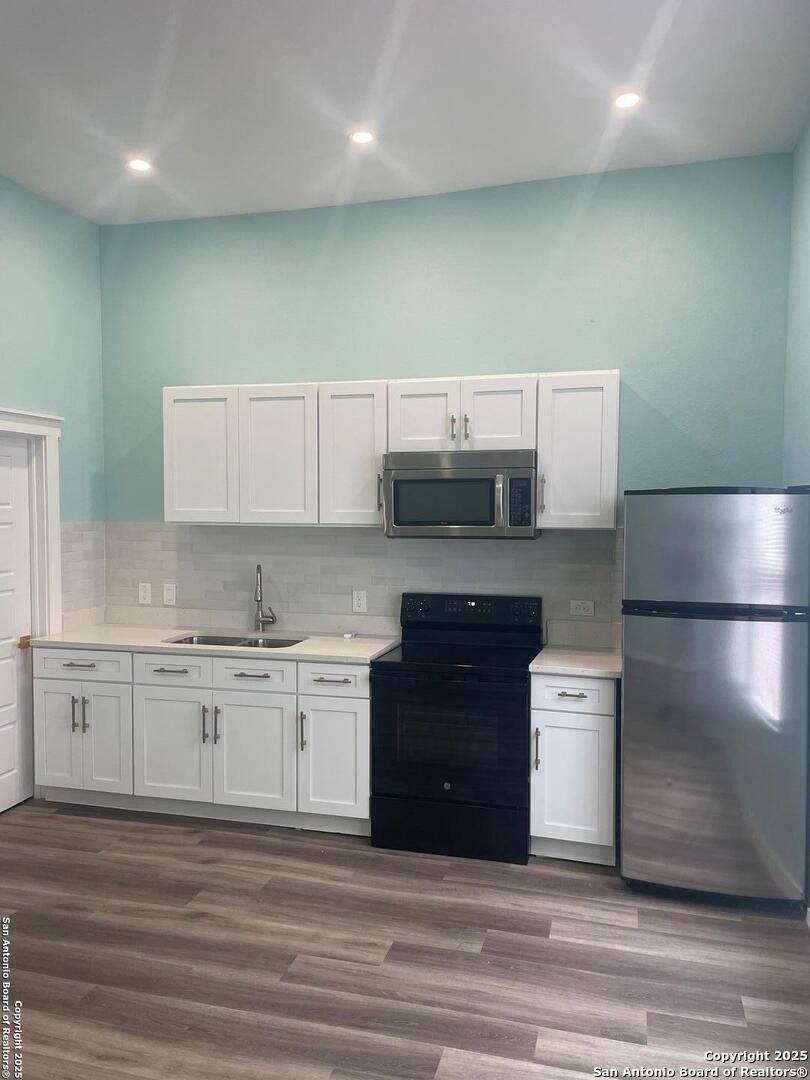 San Antonio, TX 78212,227 Jackson UNIT 101