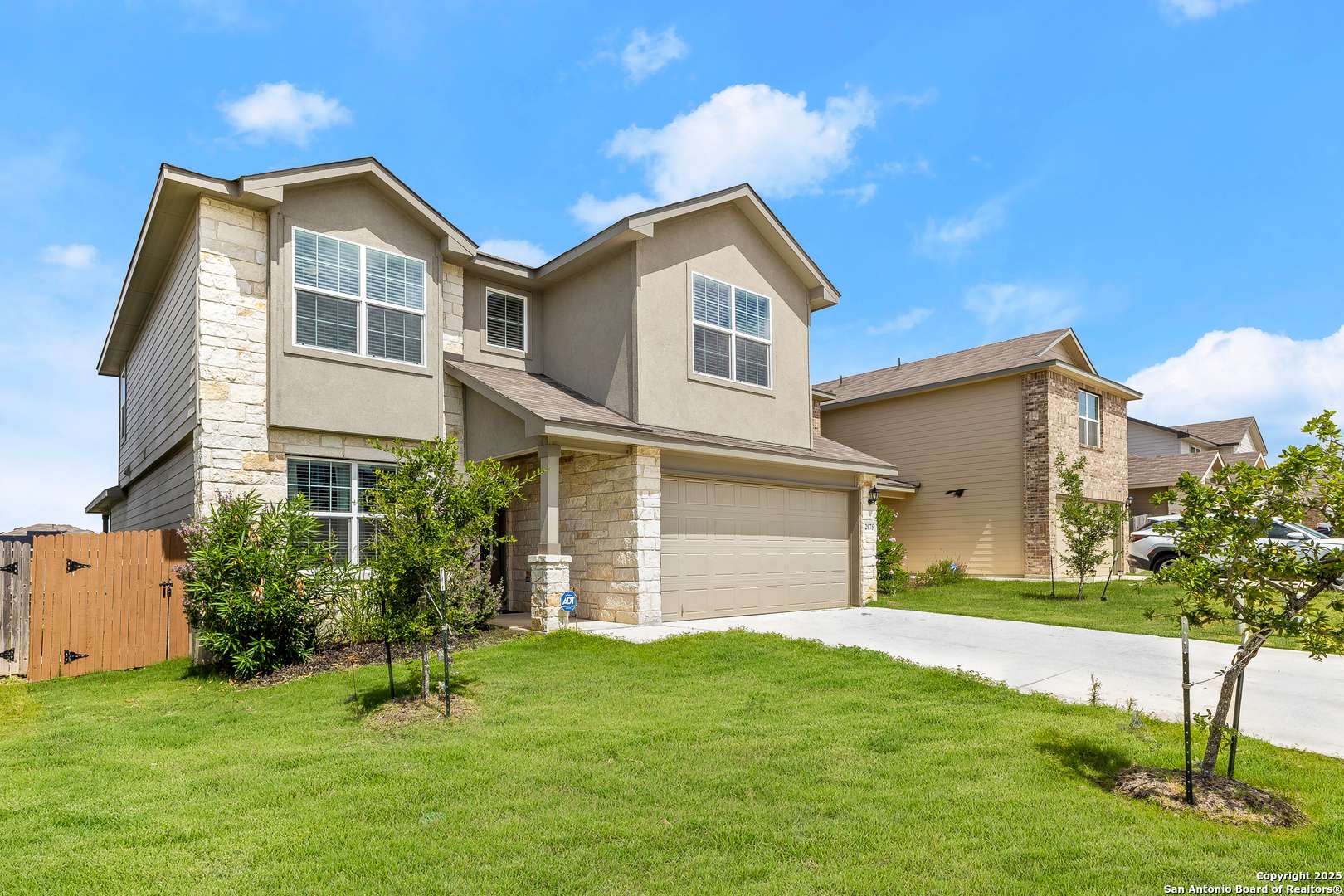 San Antonio, TX 78245,2975 Pemberton Post
