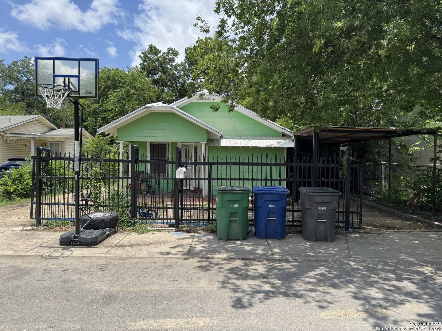 San Antonio, TX 78211,211 Wilcox