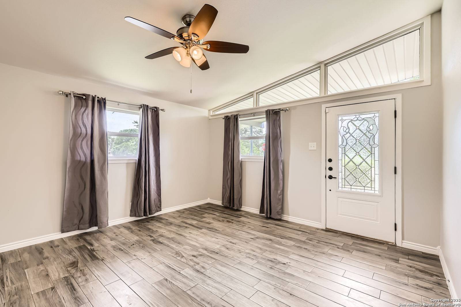 Universal City, TX 78148,142 Winn
