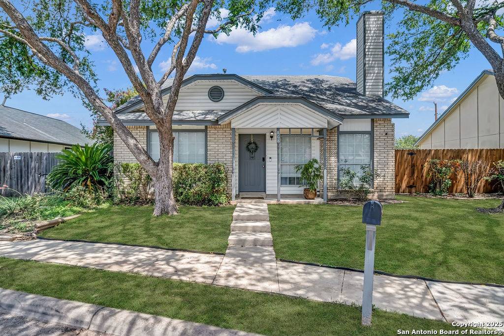 Universal City, TX 78148,808 Fern Meadow