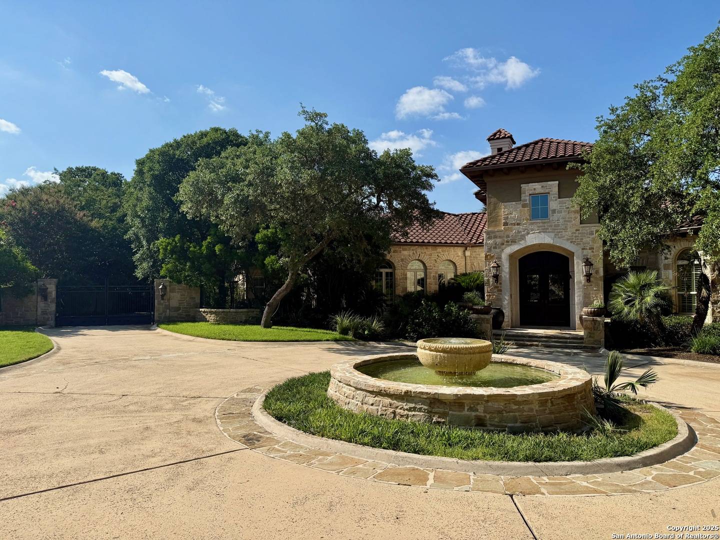 Shavano Park, TX 78249-2063,107 GEDDINGTON