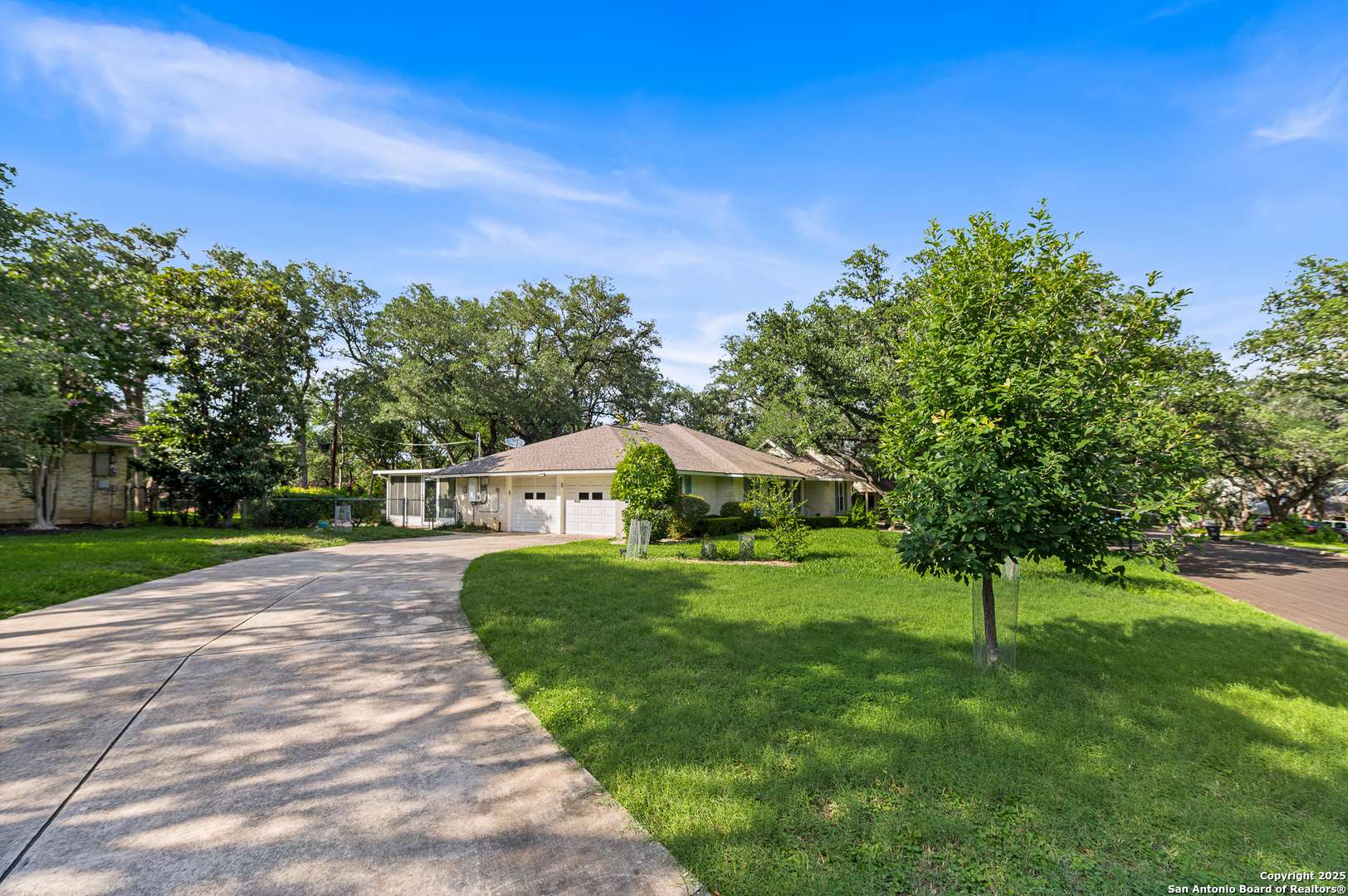 San Antonio, TX 78230,3523 Red Oak