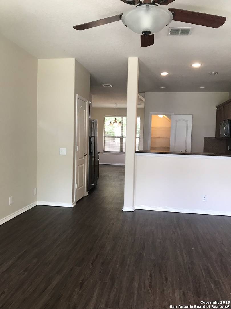 San Antonio, TX 78240-2119,6202 JOLIE CT
