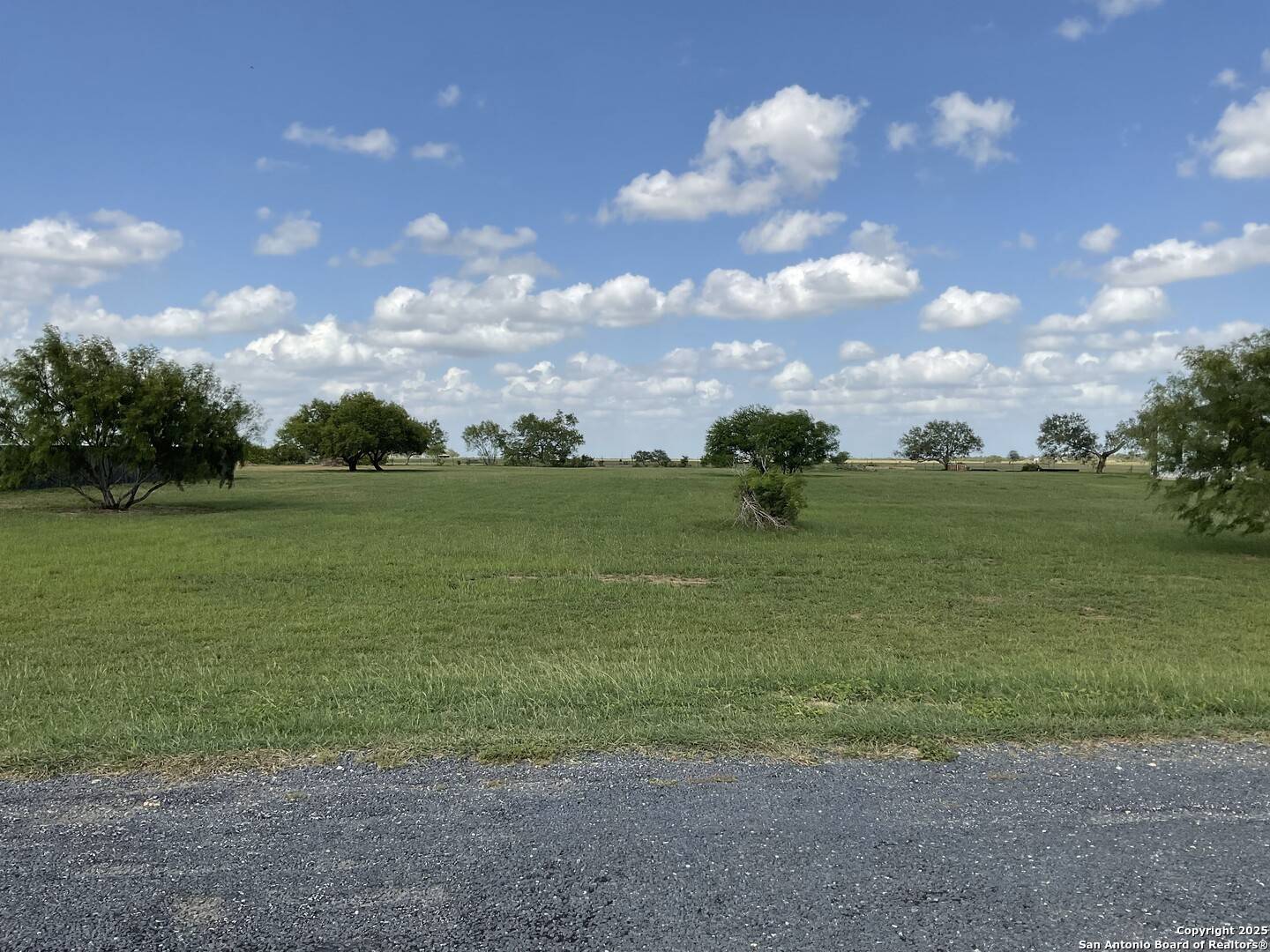 Floresville, TX 78114,152 Gentle Breeze