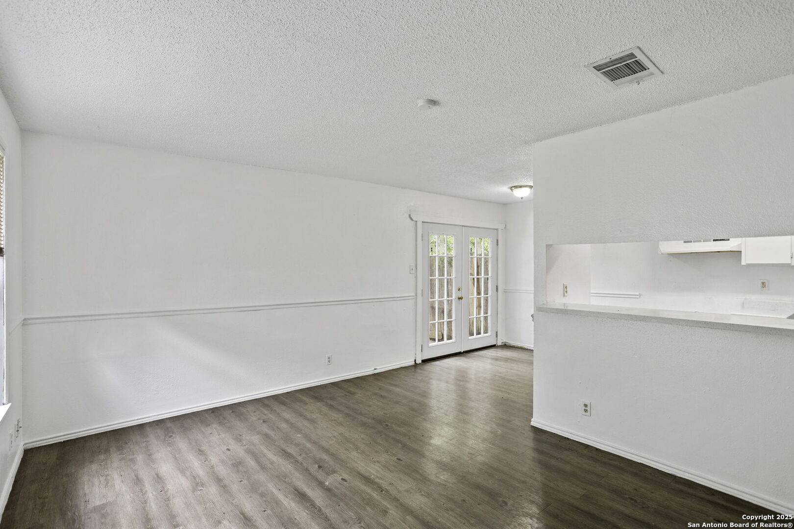 San Antonio, TX 78250,5224 Meadow Field
