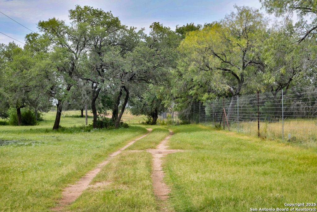 Pleasanton, TX 78064,4978 county road 427
