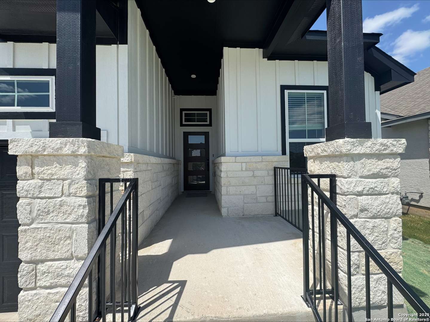New Braunfels, TX 78132,1584 Seekat
