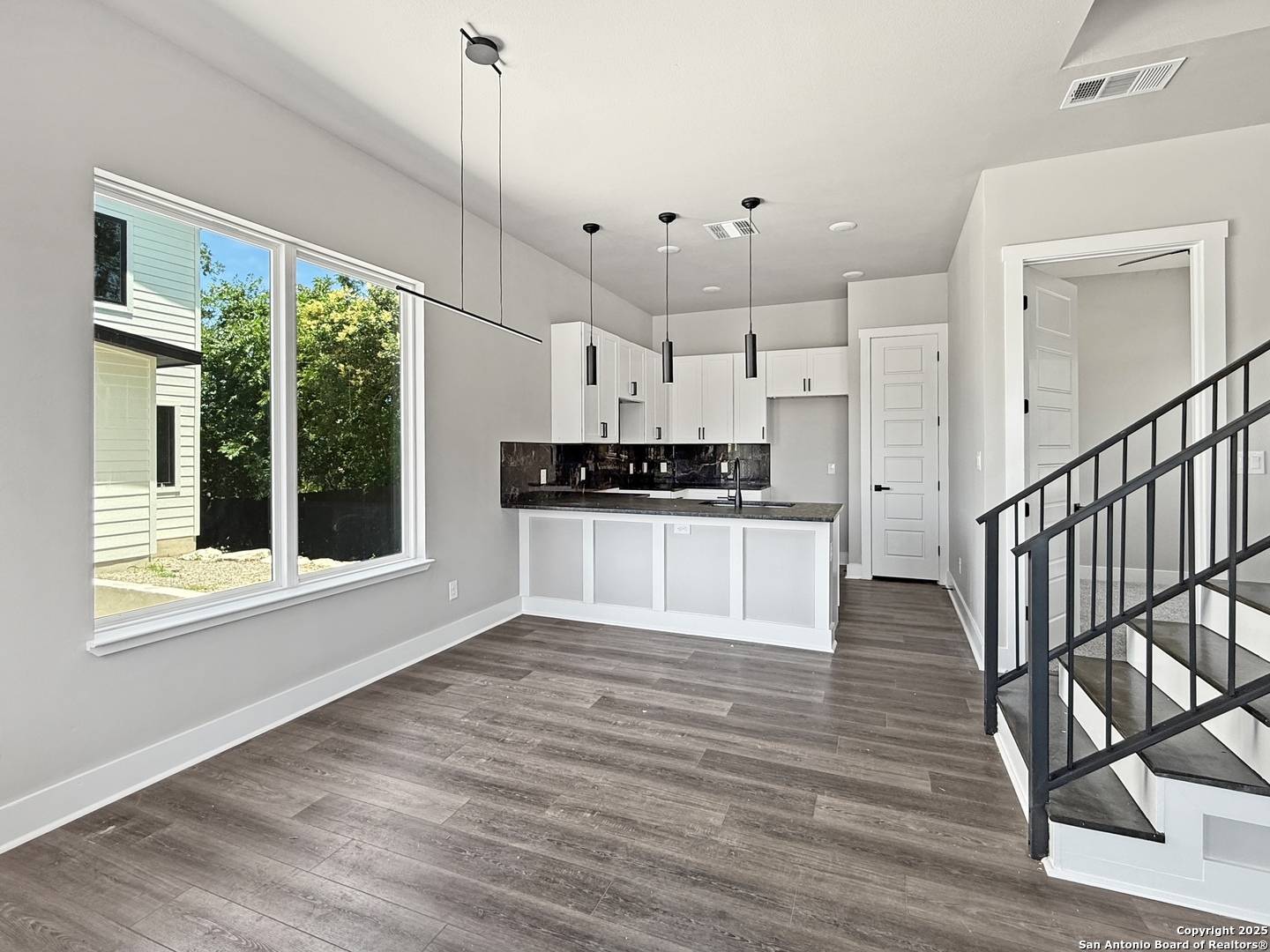 San Antonio, TX 78203,1801 Montana UNIT 1