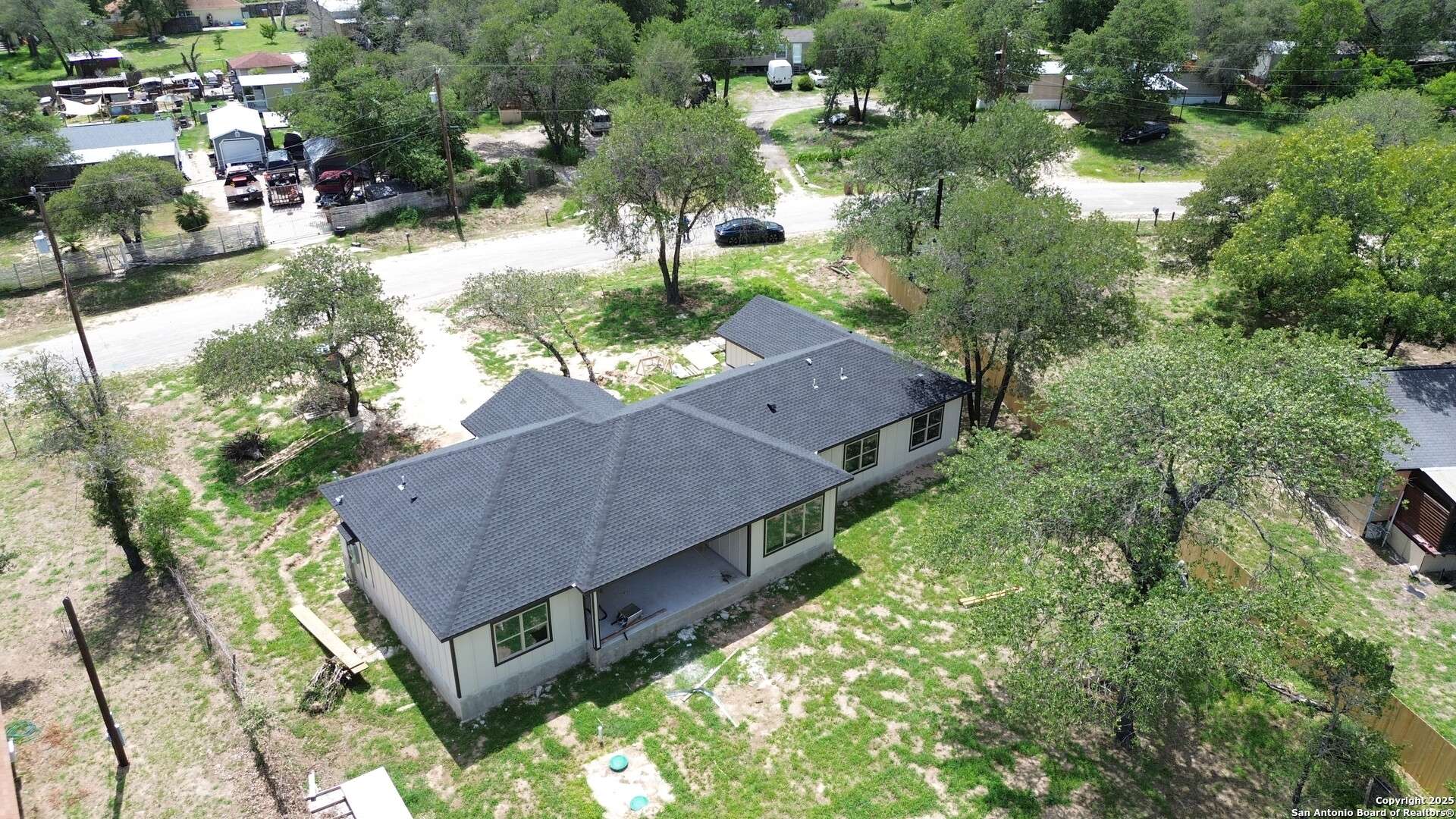 Elmendorf, TX 78112,23048 Hilltop Peaks