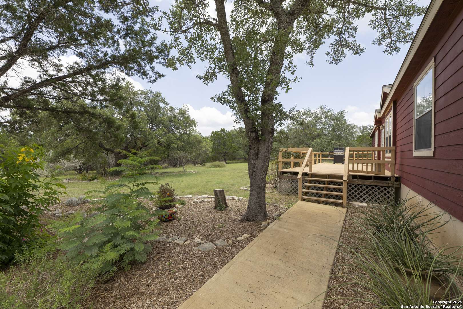 Lakehills, TX 78063,961 Brushy Creek