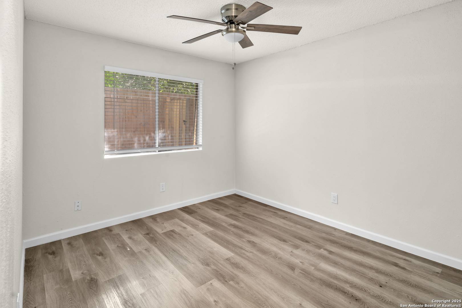 San Antonio, TX 78223,410 Regina UNIT 3