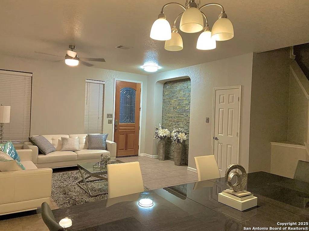 San Antonio, TX 78259,21115 Cape Coral