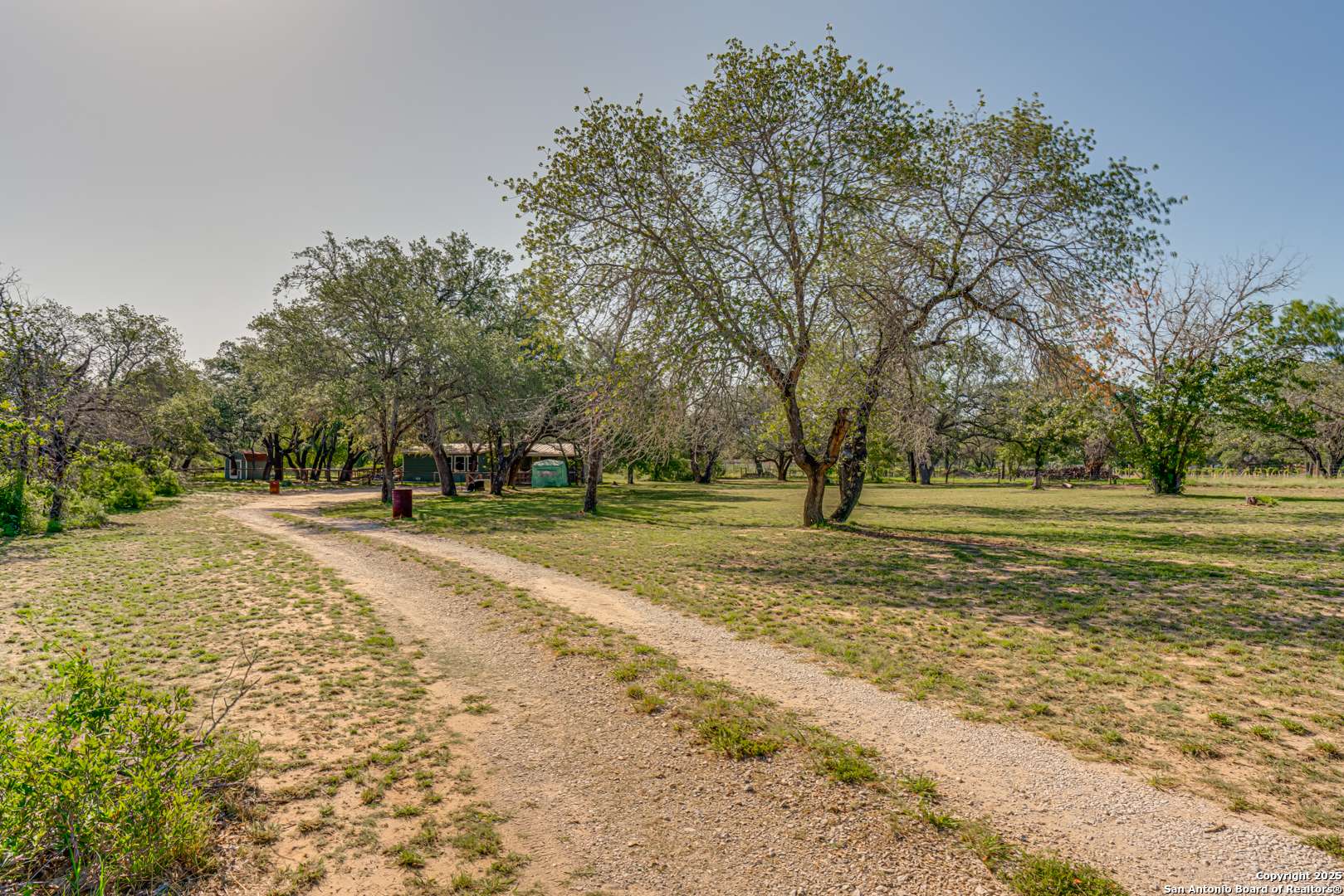 Natalia, TX 78059,204 County Road 7725