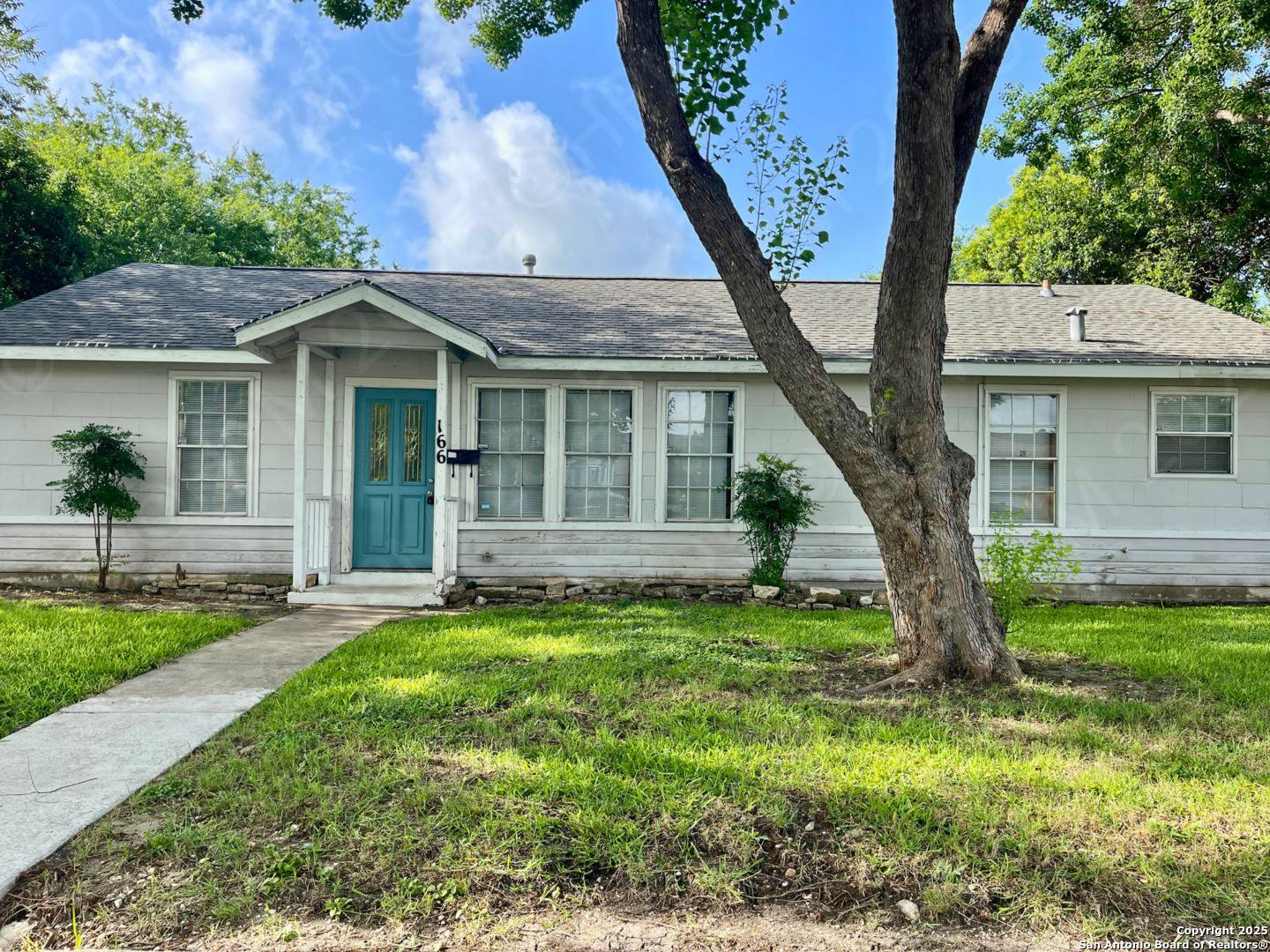 San Antonio, TX 78220-1018,166 FARGO AVE