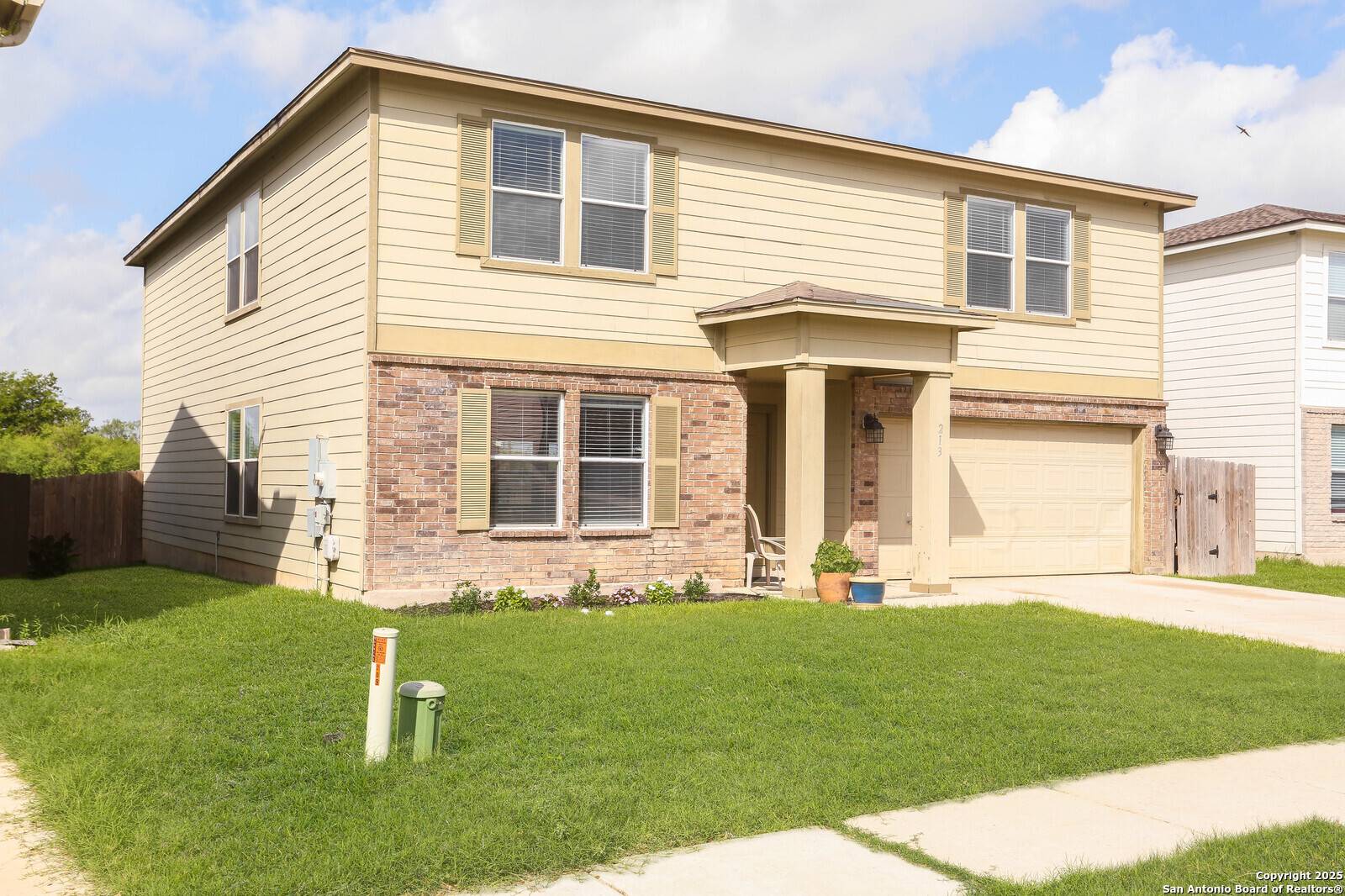 Cibolo, TX 78108,213 Hinge Loop