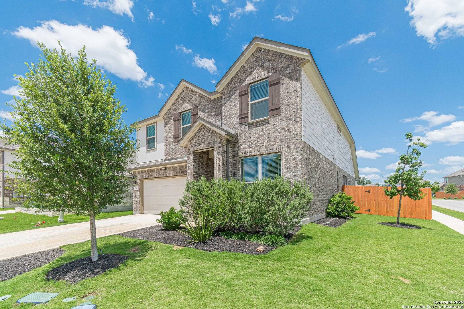 New Braunfels, TX 78132,1706 Ranch House