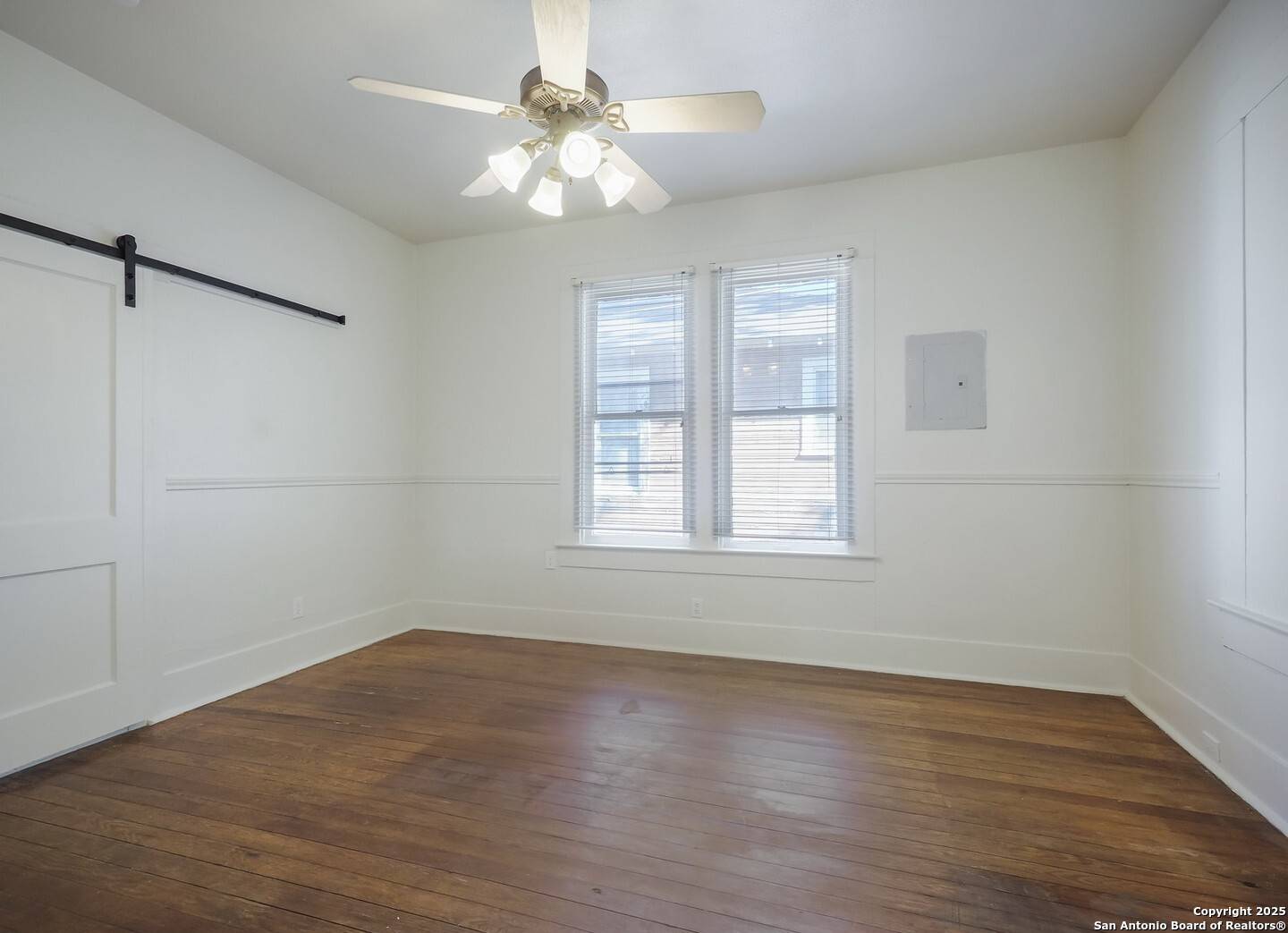San Antonio, TX 78208,906 Grayson St
