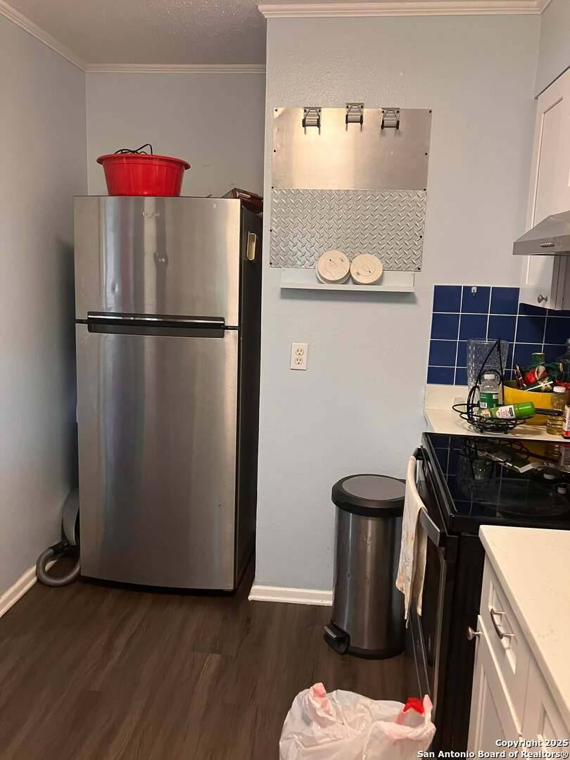 San Antonio, TX 78201,911 Vance Jackson UNIT 214
