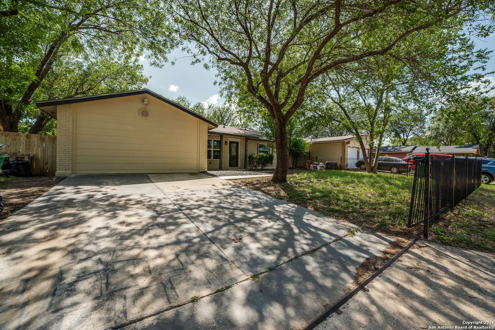 San Antonio, TX 78251,8218 Meadow Swan