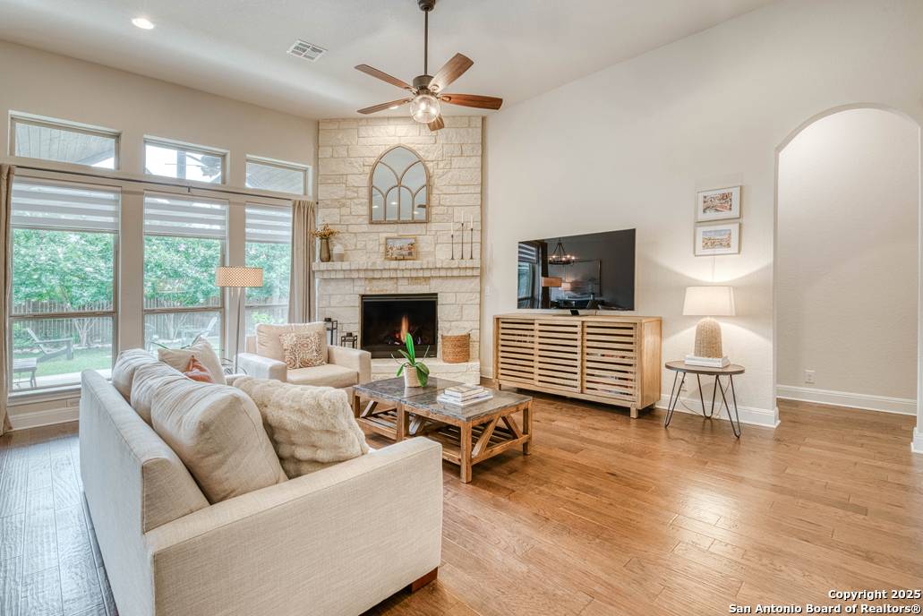 Boerne, TX 78015,27418 Clematis