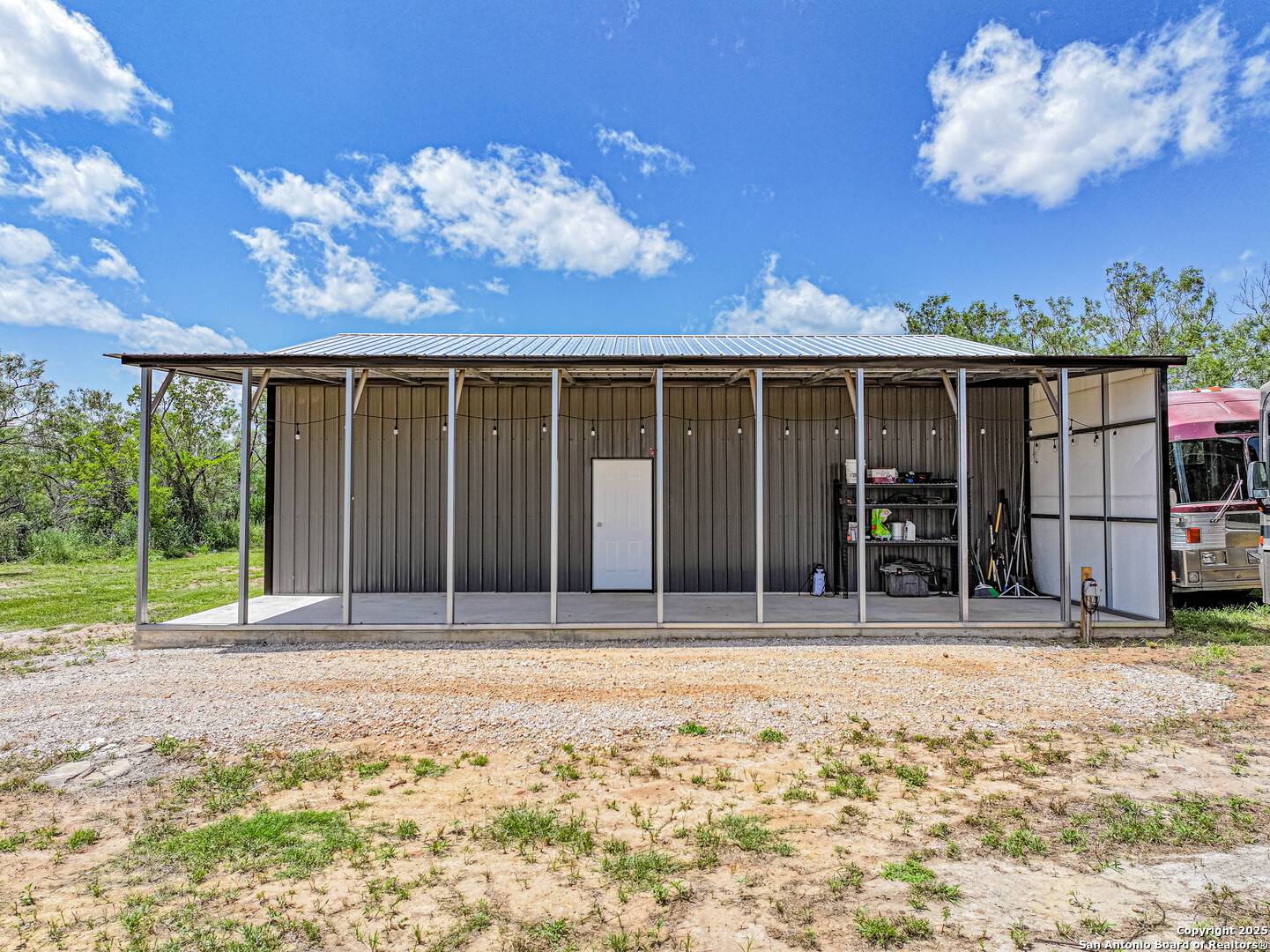 Seguin, TX 78155,3089 Church Rd